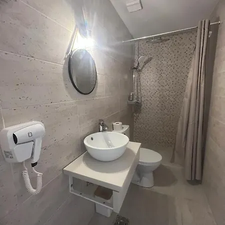 Ana Boutique Konstanca